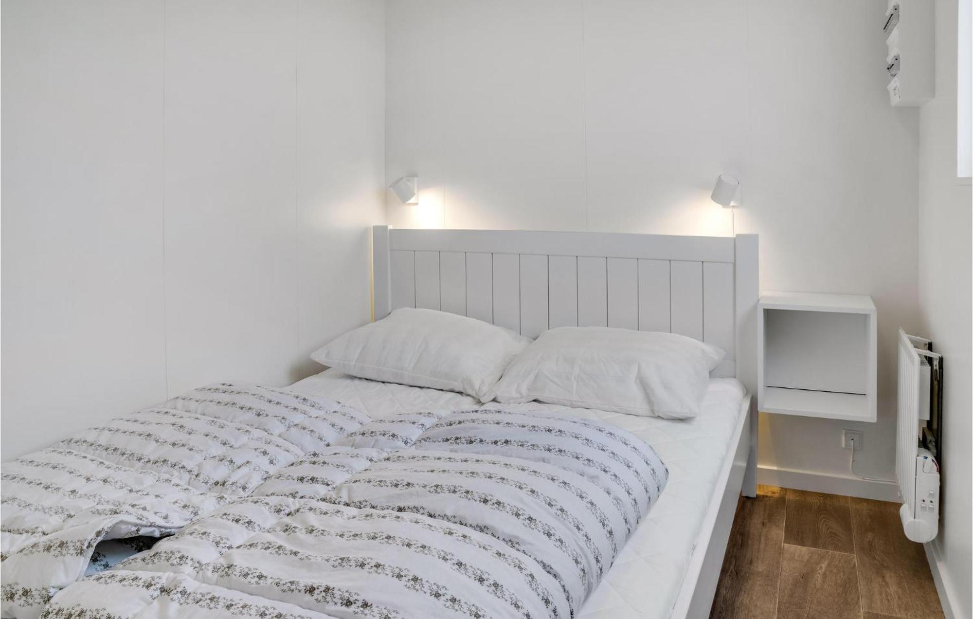 Bøtø By Amazing Apartment In Vaeggerlose With Kitchenette מראה חיצוני תמונה